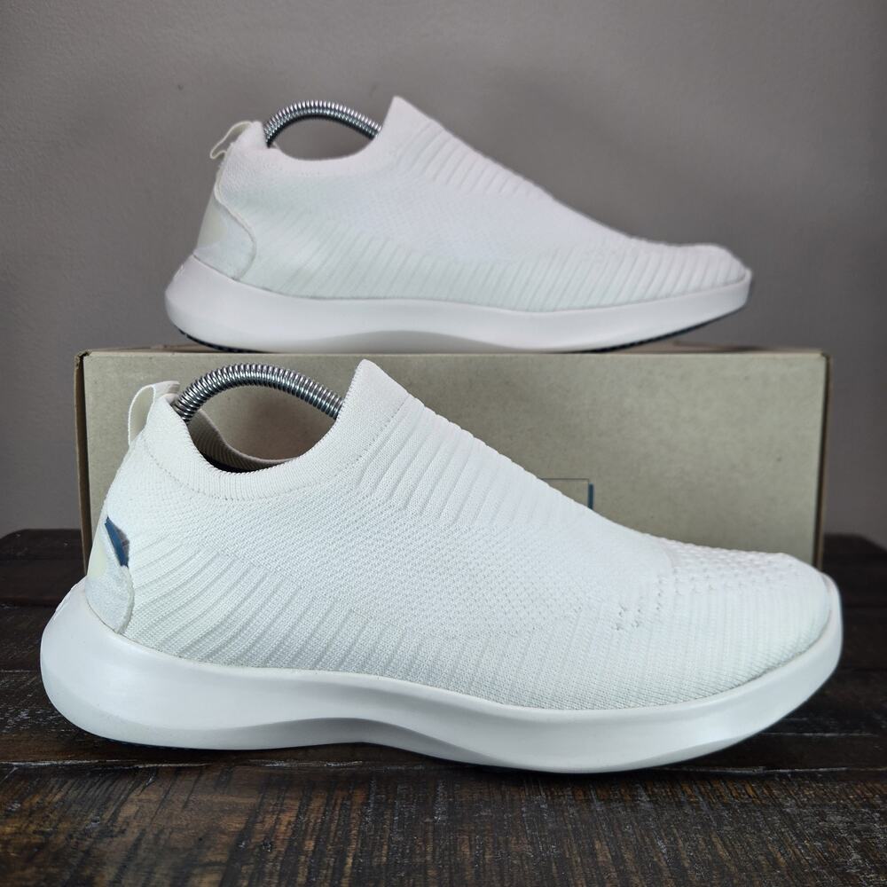 NEW Vessi Everyday Move Slip On Mens Size 10 Waterproof Shoes Sneakers White